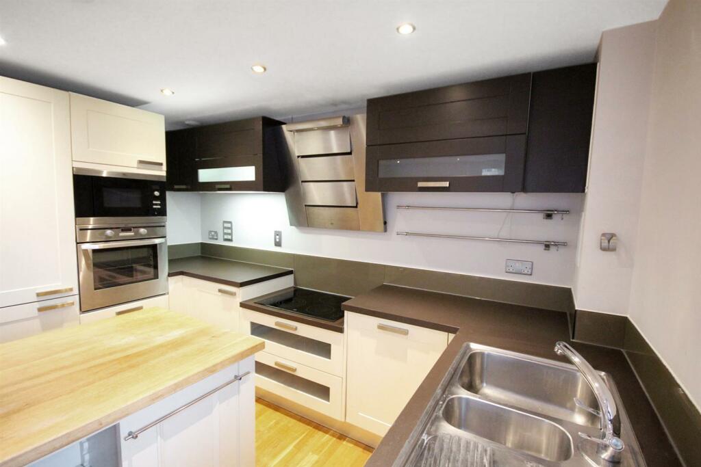 Additional property image - West Street, Brighton