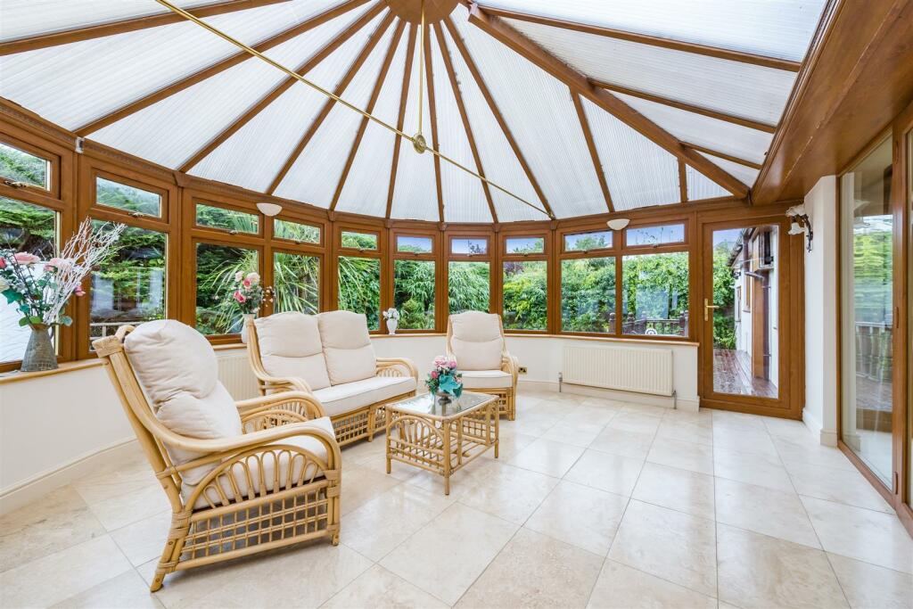 Additional property image - Graham Avenue, Patcham, Brighton