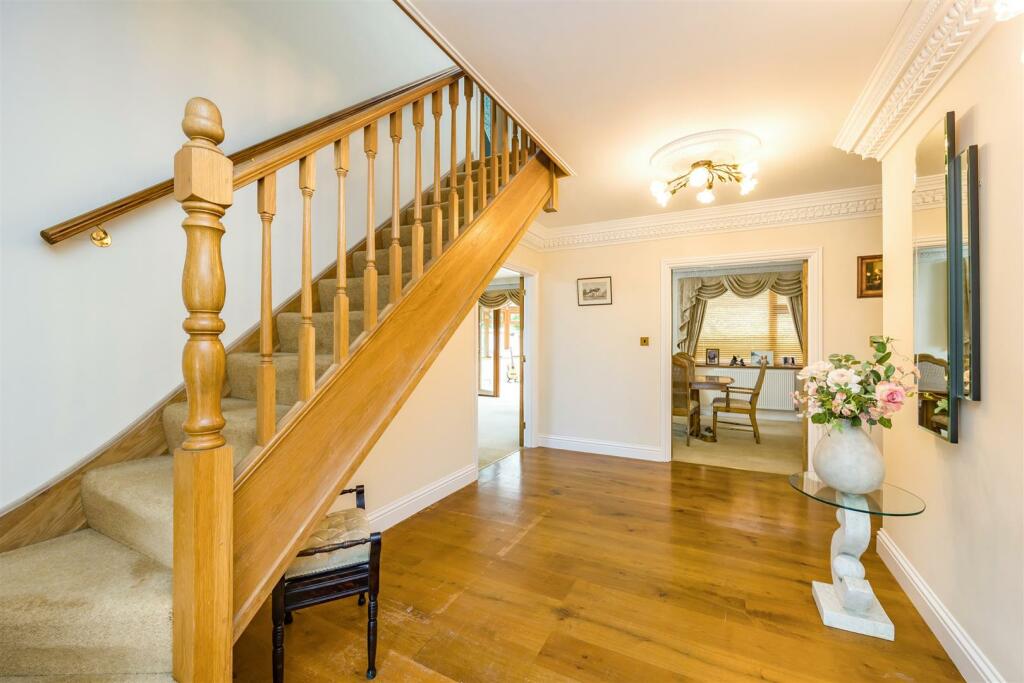 Additional property image - Graham Avenue, Patcham, Brighton