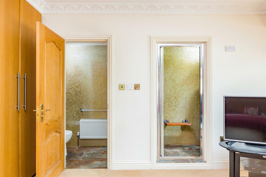 Additional property image - Graham Avenue, Patcham, Brighton