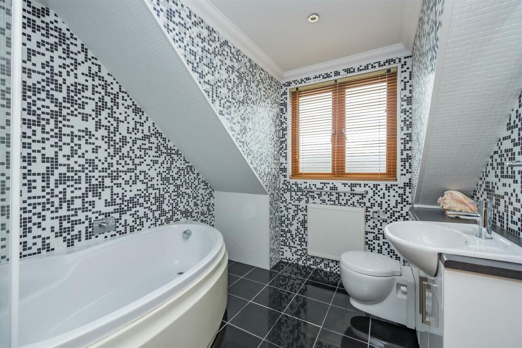 Additional property image - Graham Avenue, Patcham, Brighton