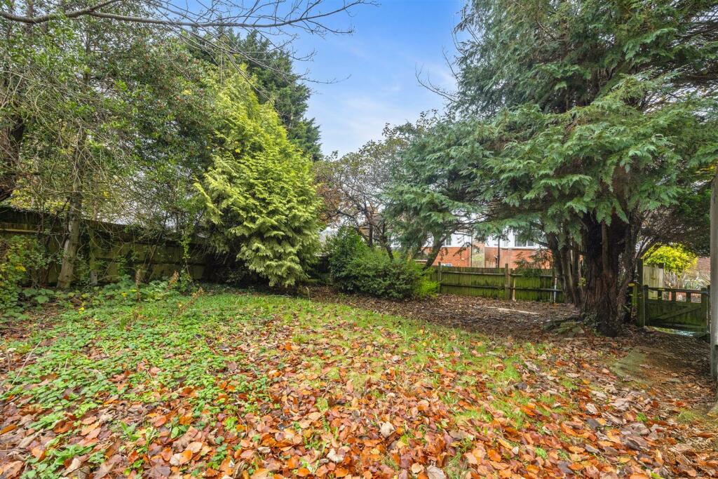 Additional property image - Overhill Drive, Patcham, Brighton