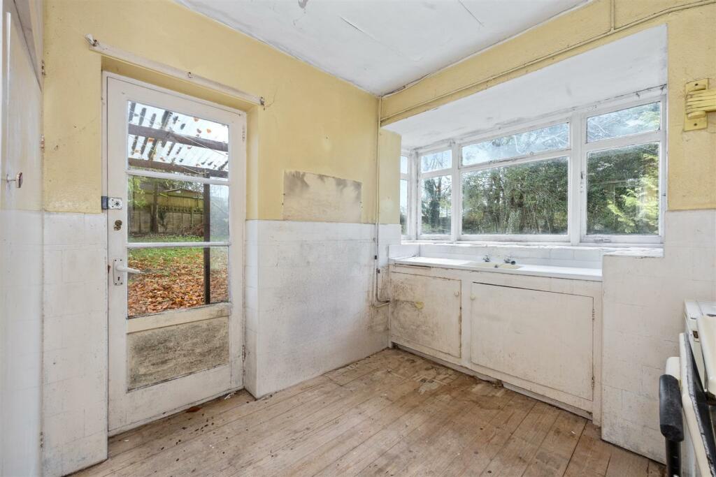 Additional property image - Overhill Drive, Patcham, Brighton