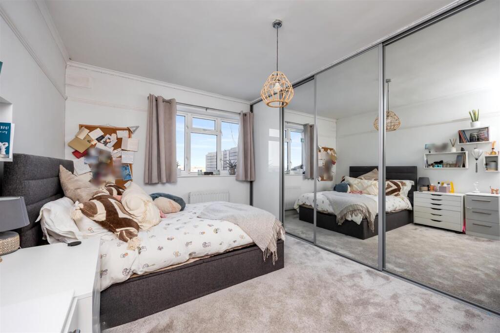 Additional property image - Highfield Crescent, Brighton