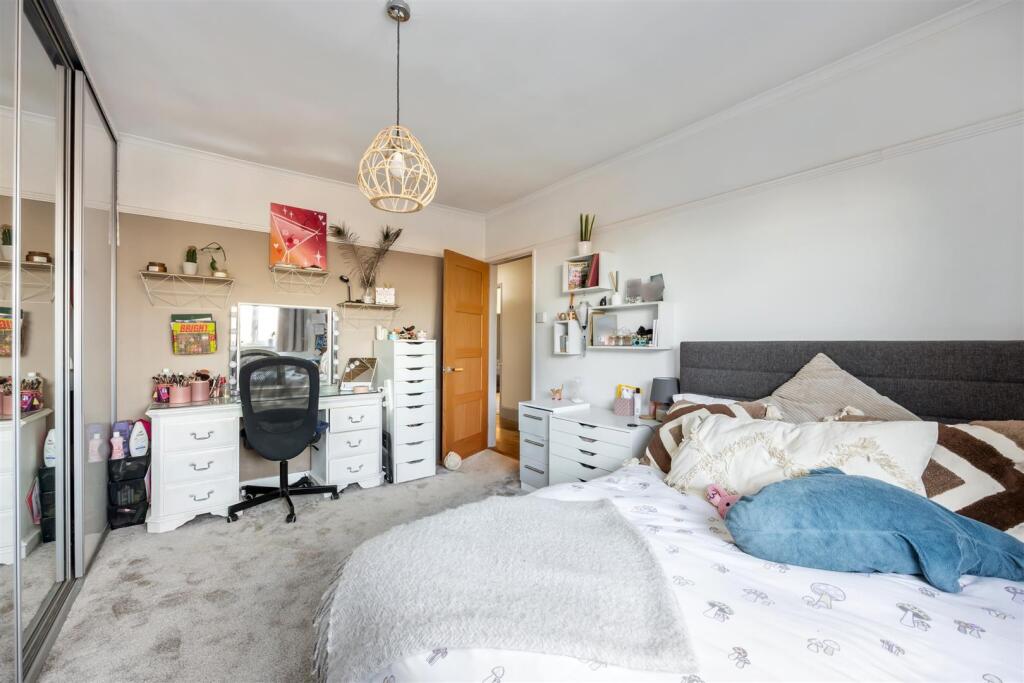 Additional property image - Highfield Crescent, Brighton