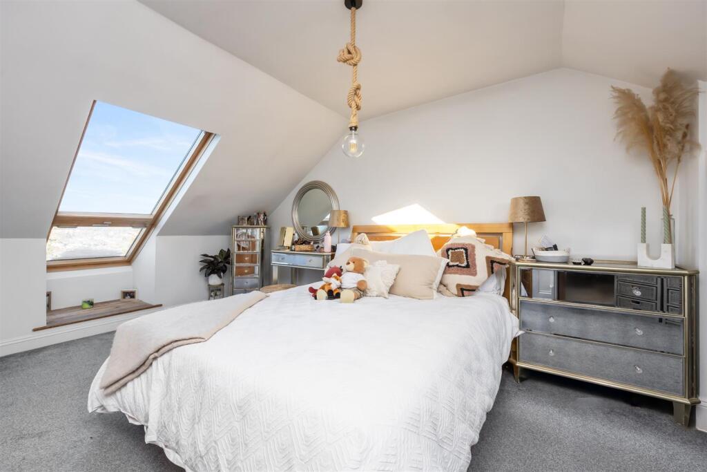Additional property image - Highfield Crescent, Brighton