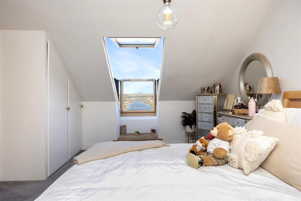 Additional property image - Highfield Crescent, Brighton