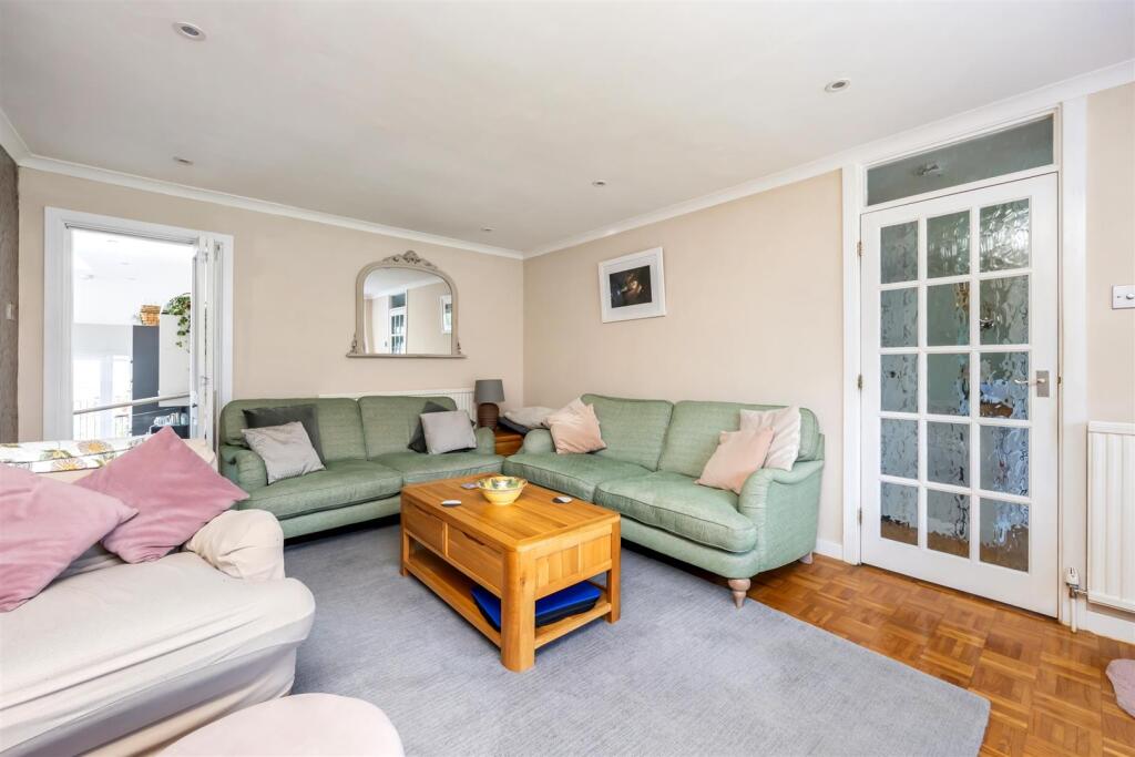 Additional property image - Fairlie Gardens, Surrenden, Brighton