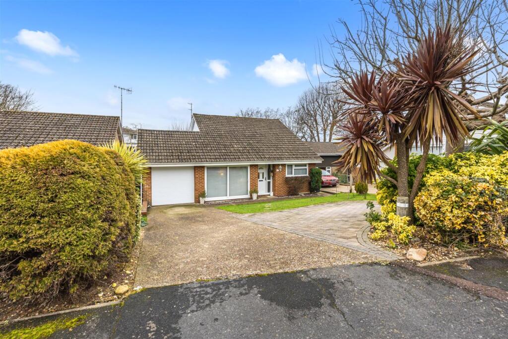 Additional property image - Fairlie Gardens, Surrenden, Brighton