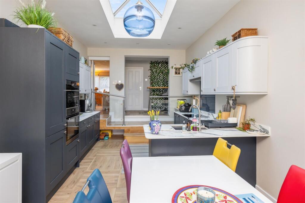 Additional property image - Fairlie Gardens, Surrenden, Brighton
