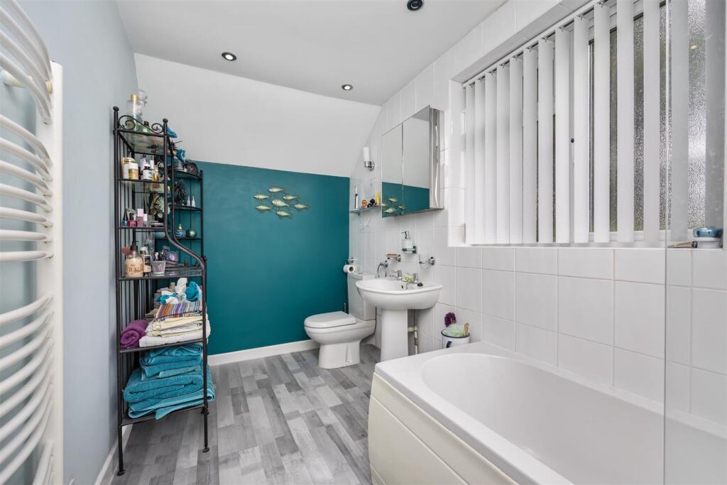 Additional property image - Beechwood Close, Surrenden, Brighton