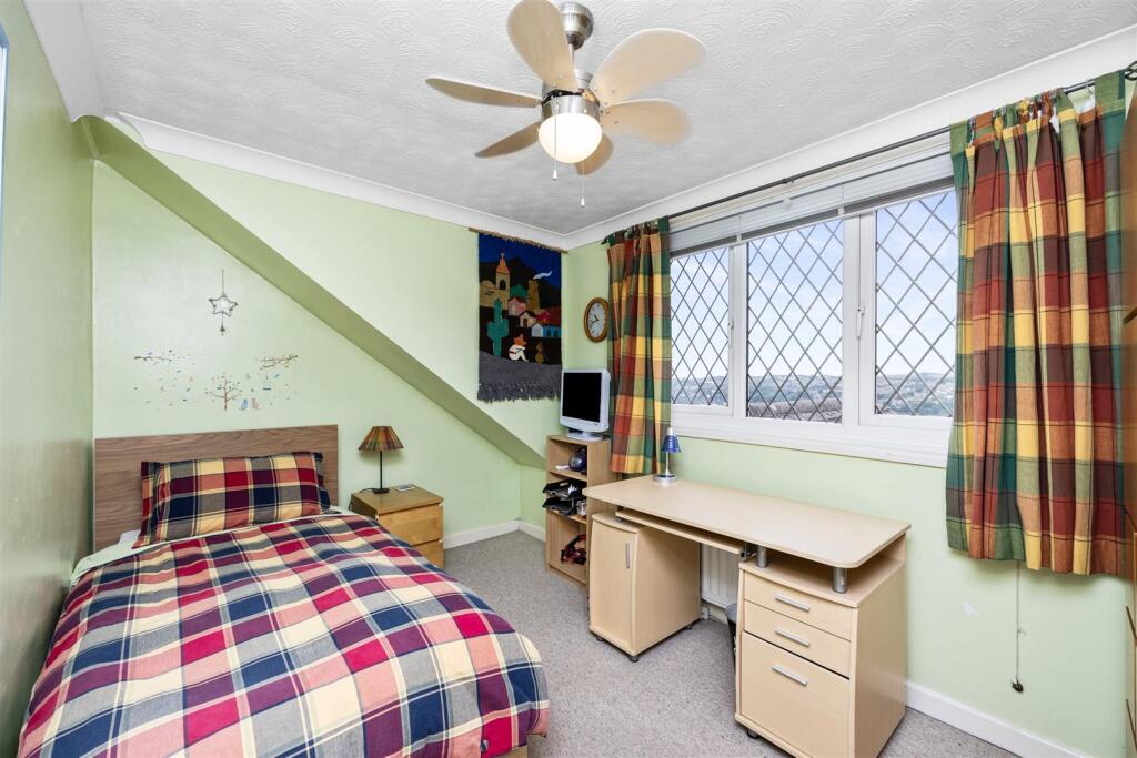 Additional property image - Beechwood Close, Surrenden, Brighton