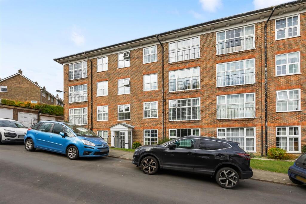 Main image of property: Withdean Rise, Withdean, Brighton
