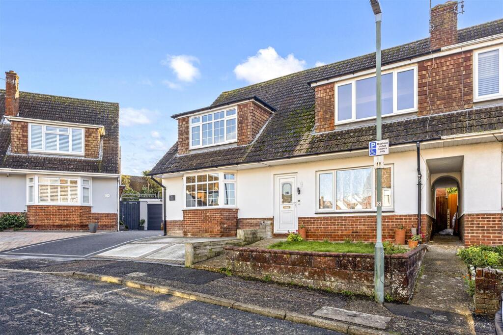Main image of property: Heathfield Crescent, Portslade, Brighton