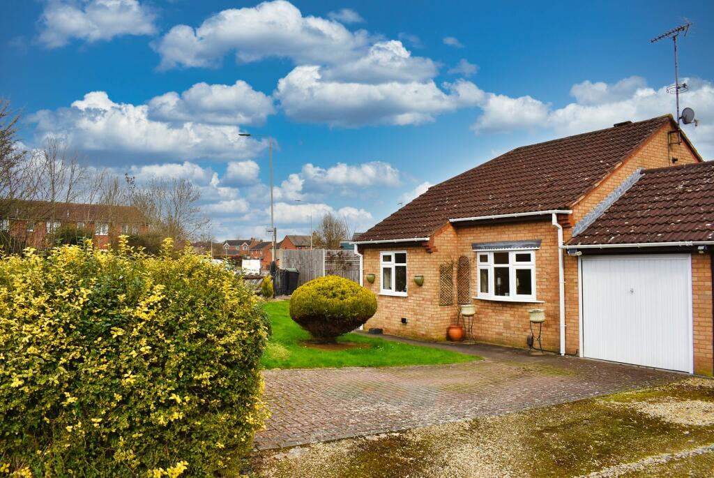 3 bedroom detached bungalow for sale in Foston Gate, Wigston, Leicester