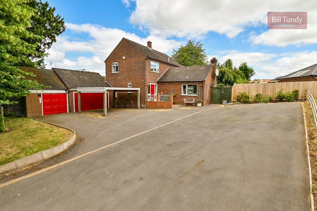 Additional property image - The Shrubbery, Elford, Tamworth, B79