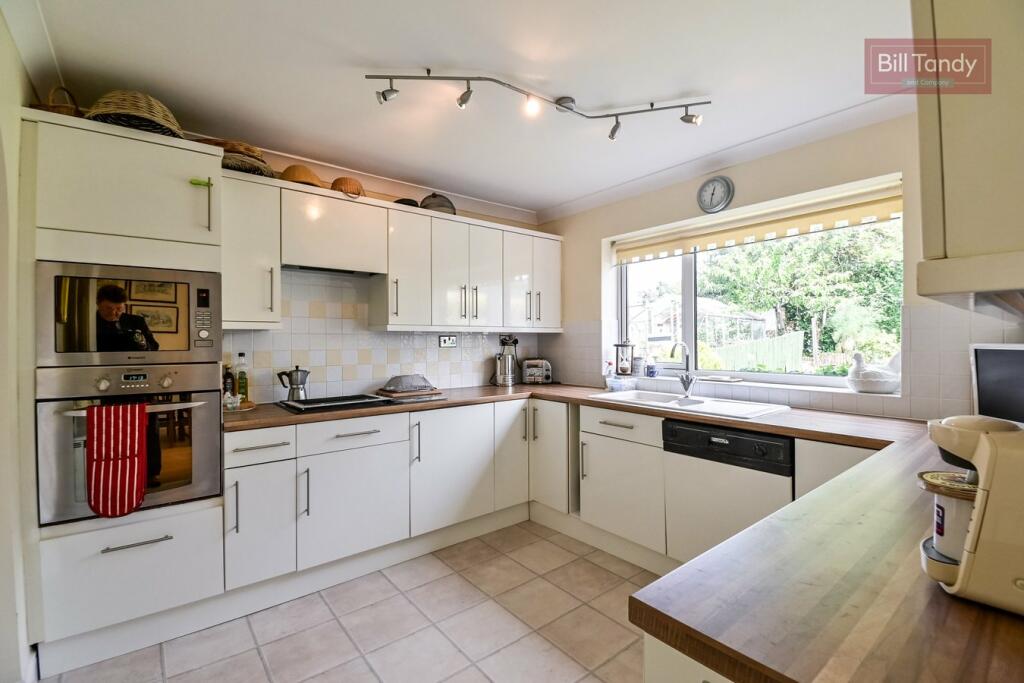 Additional property image - The Shrubbery, Elford, Tamworth, B79