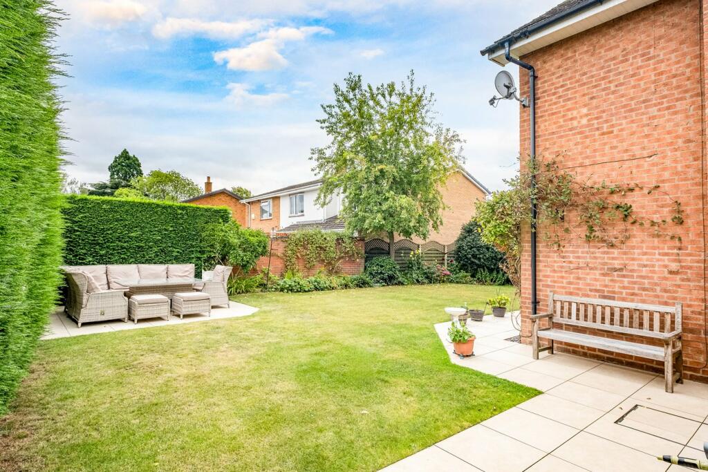 Additional property image - Croft Close, Elford, Tamworth, B79