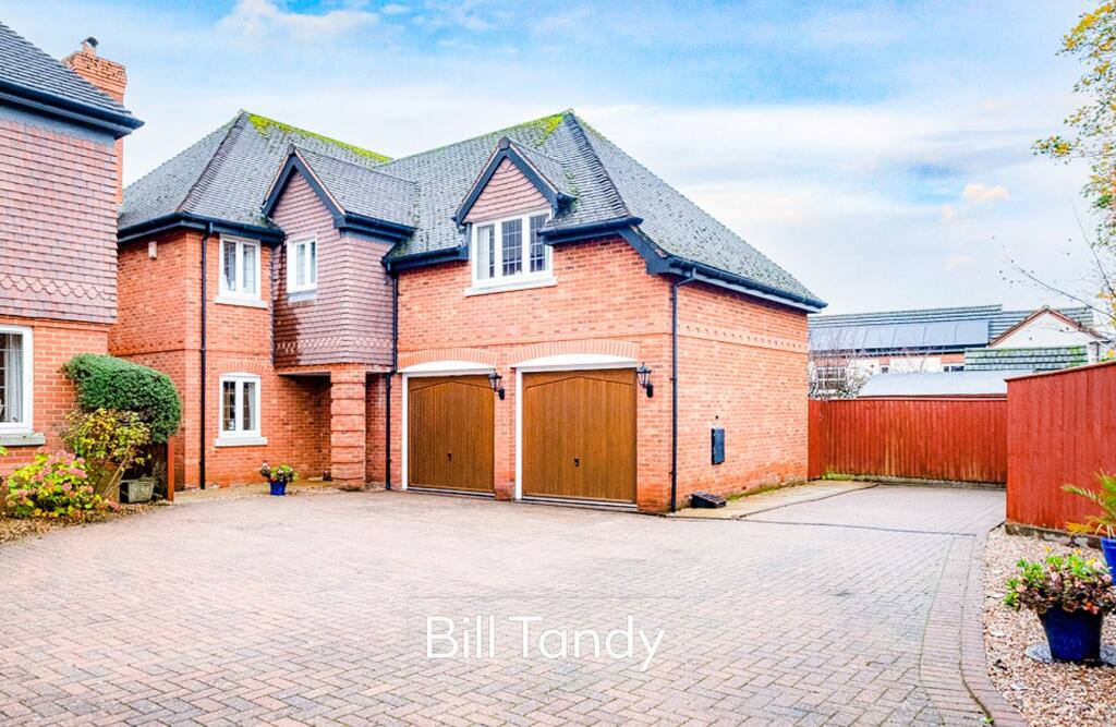 Main image of property: Lanthorn Close, Lichfield, WS13