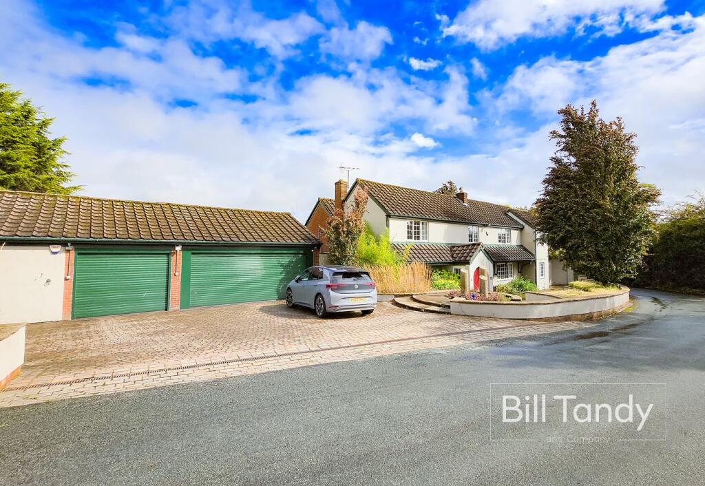 Main image of property: Meg Lane, Burntwood, WS7