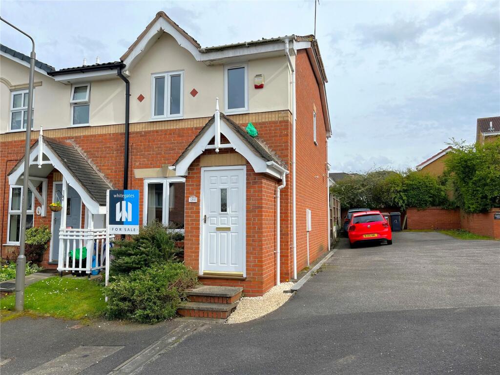 2 bedroom end of terrace house for sale in Horsecroft Close, Shipley View, Ilkeston, Derbyshire, DE7