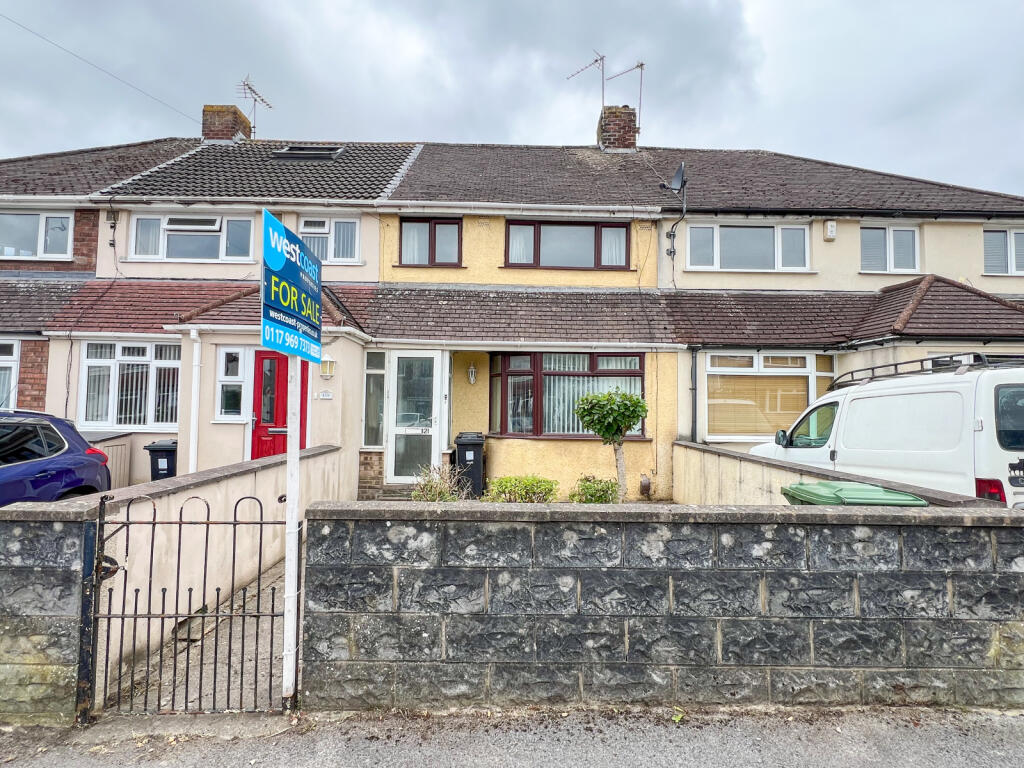 3 bedroom terraced house for sale in Worthing Road, Patchway, Bristol