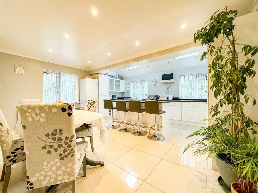 Additional property image - Falcon Close, Patchway, Bristol, BS34