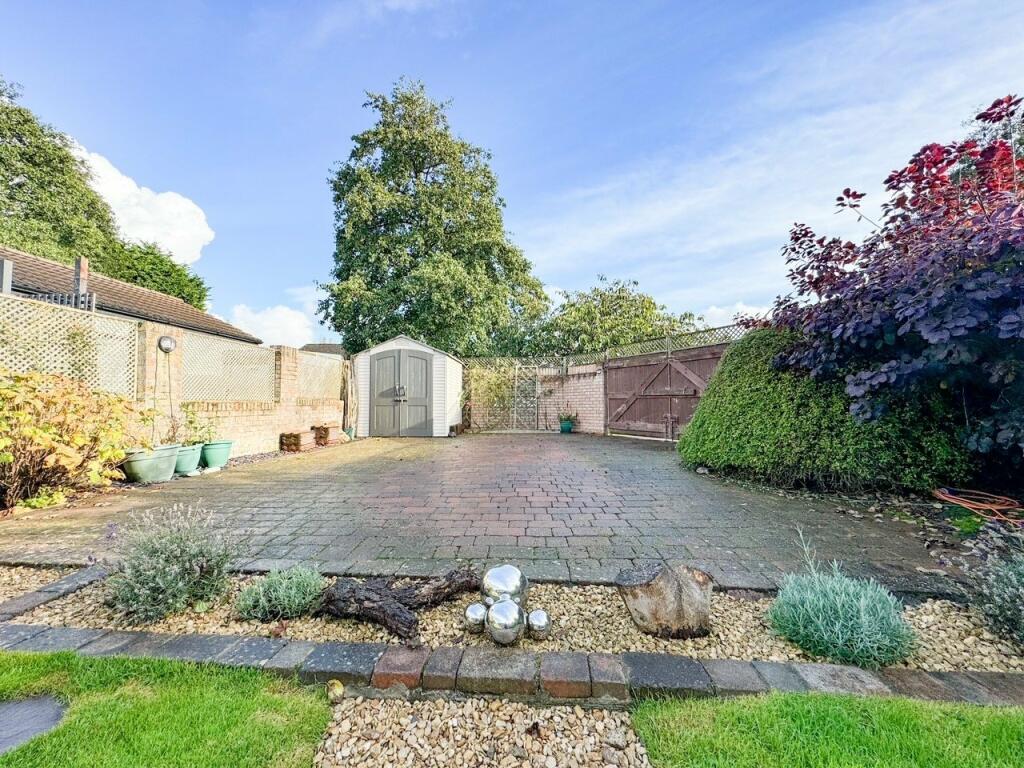 Additional property image - Falcon Close, Patchway, Bristol, BS34