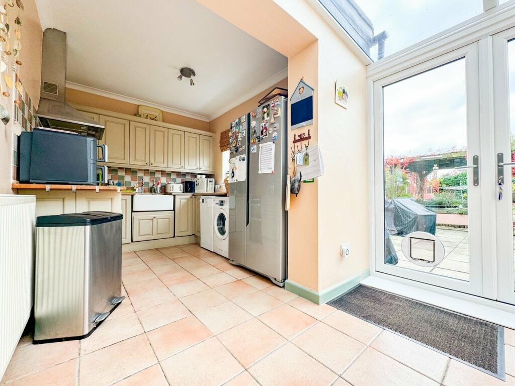 Additional property image - Albion Terrace, The Common, Patchway, Bristol, BS34