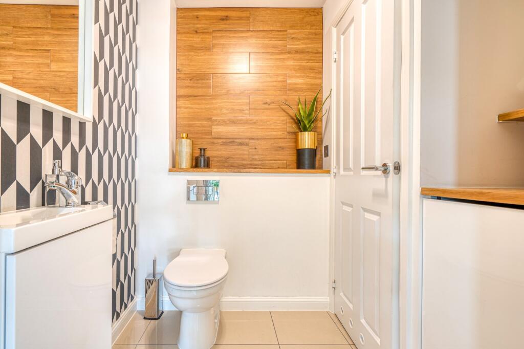 Additional property image - Wood Street, Patchway, Bristol, Gloucestershire, BS34