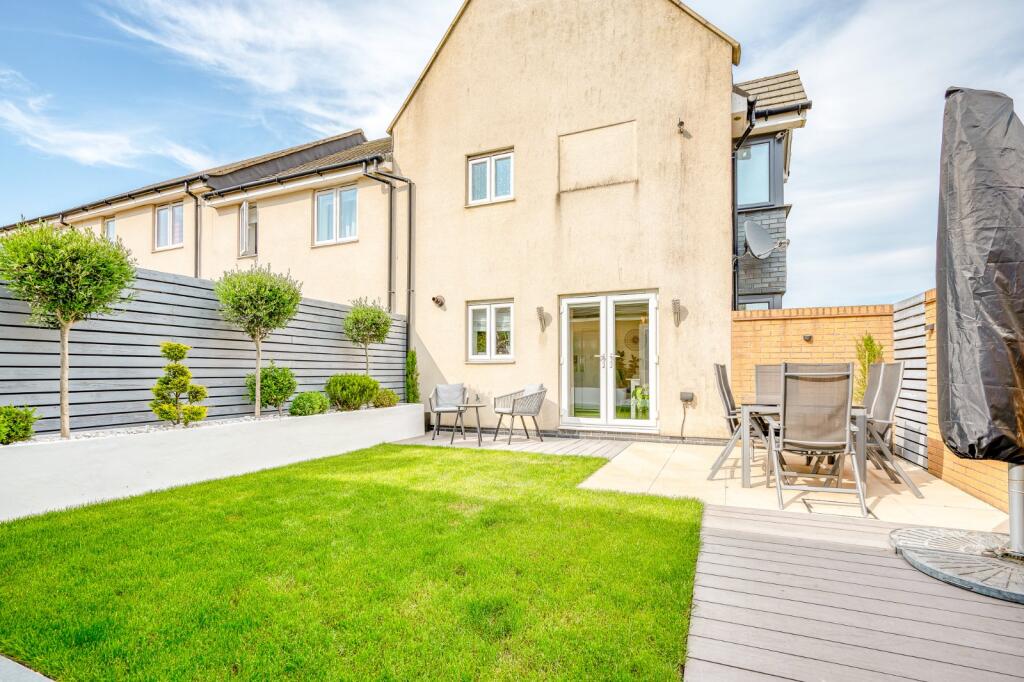 Additional property image - Wood Street, Patchway, Bristol, Gloucestershire, BS34