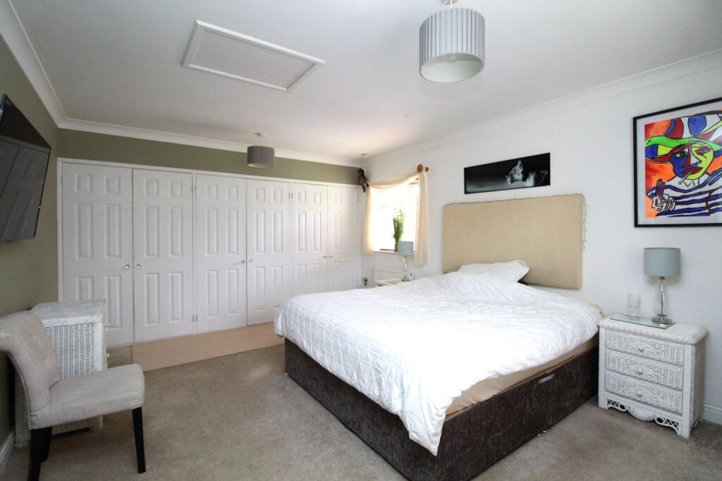 Additional property image - The Avenue, Little Stoke, Bristol, Gloucestershire, BS34