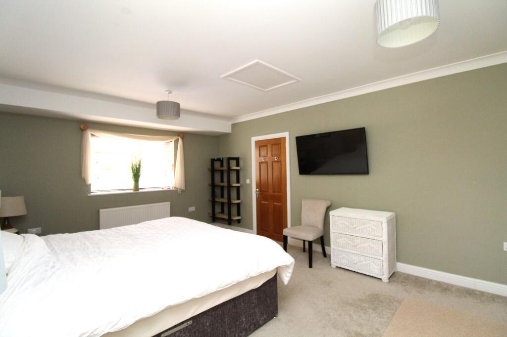 Additional property image - The Avenue, Little Stoke, Bristol, Gloucestershire, BS34