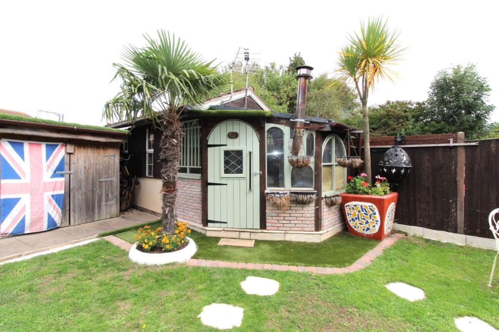 Additional property image - The Avenue, Little Stoke, Bristol, Gloucestershire, BS34