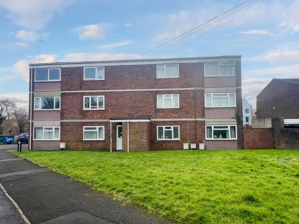 Main image of property: Fir Tree Close, Patchway, Bristol, South Gloucestershire, BS34