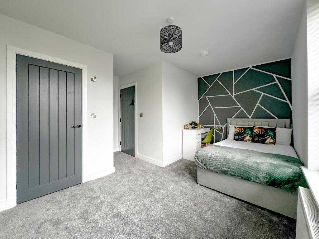 Main image of property: Hill Street, Kingswood, Bristol, Gloucestershire, BS15