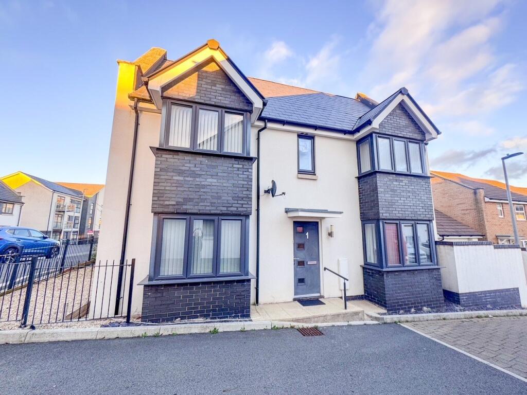 Main image of property: Calves Garden, Patchway, Bristol, BS34