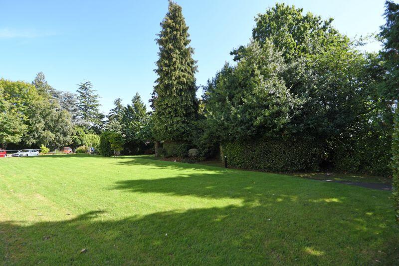 1 bedroom apartment for sale in Priory Court, Wellington, TA21