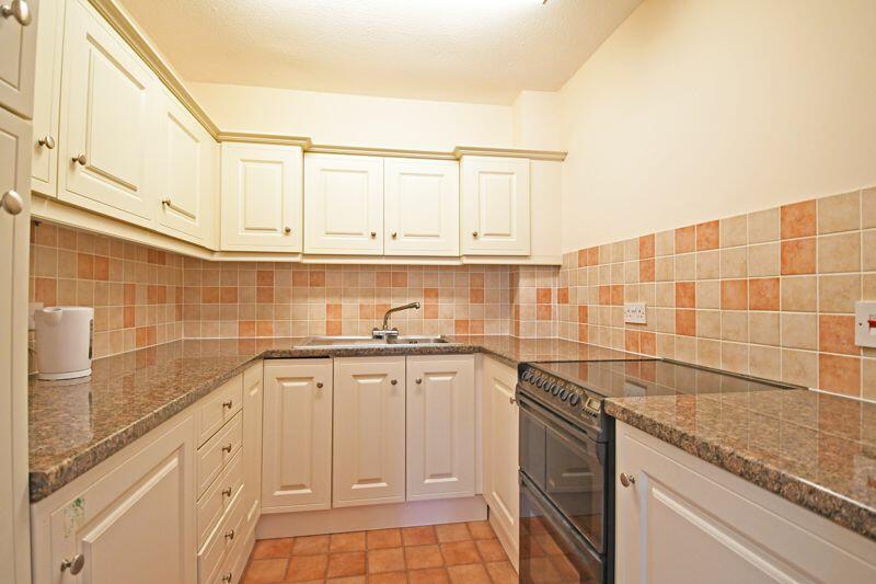 1 bedroom apartment for sale in Priory Court, Wellington, TA21