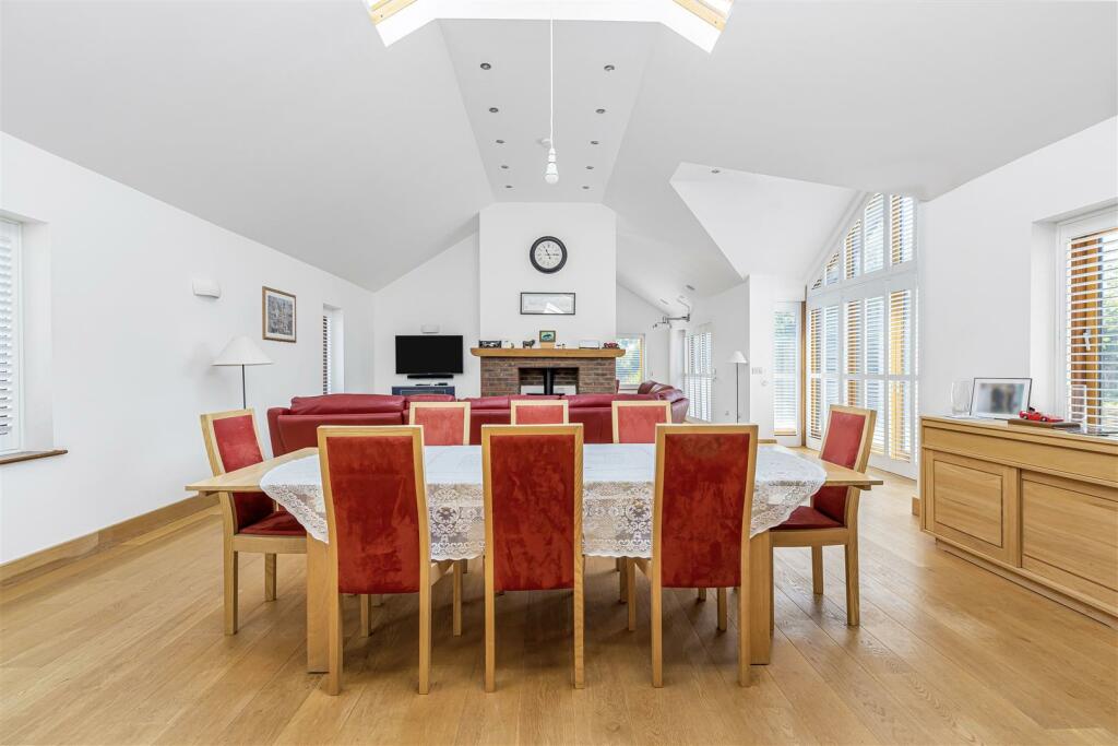 Additional property image - Broadway, Bourn