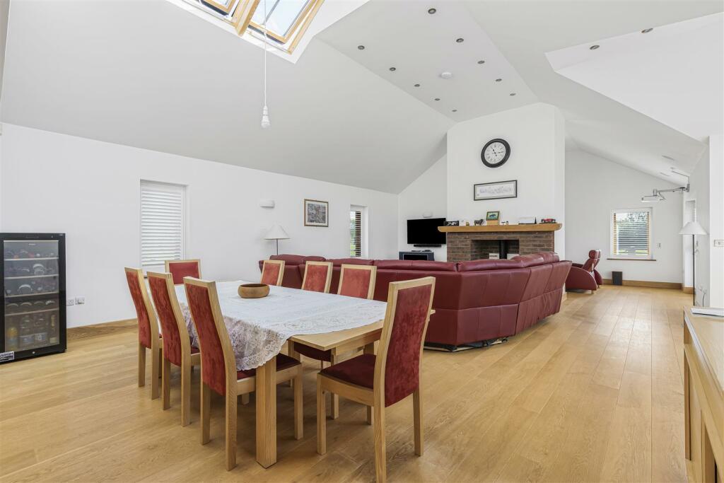 Additional property image - Broadway, Bourn