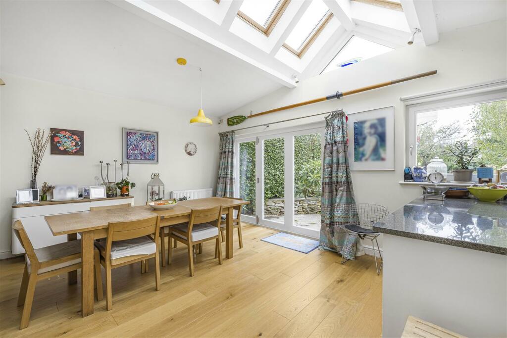 Additional property image - Leys Avenue, Cambridge