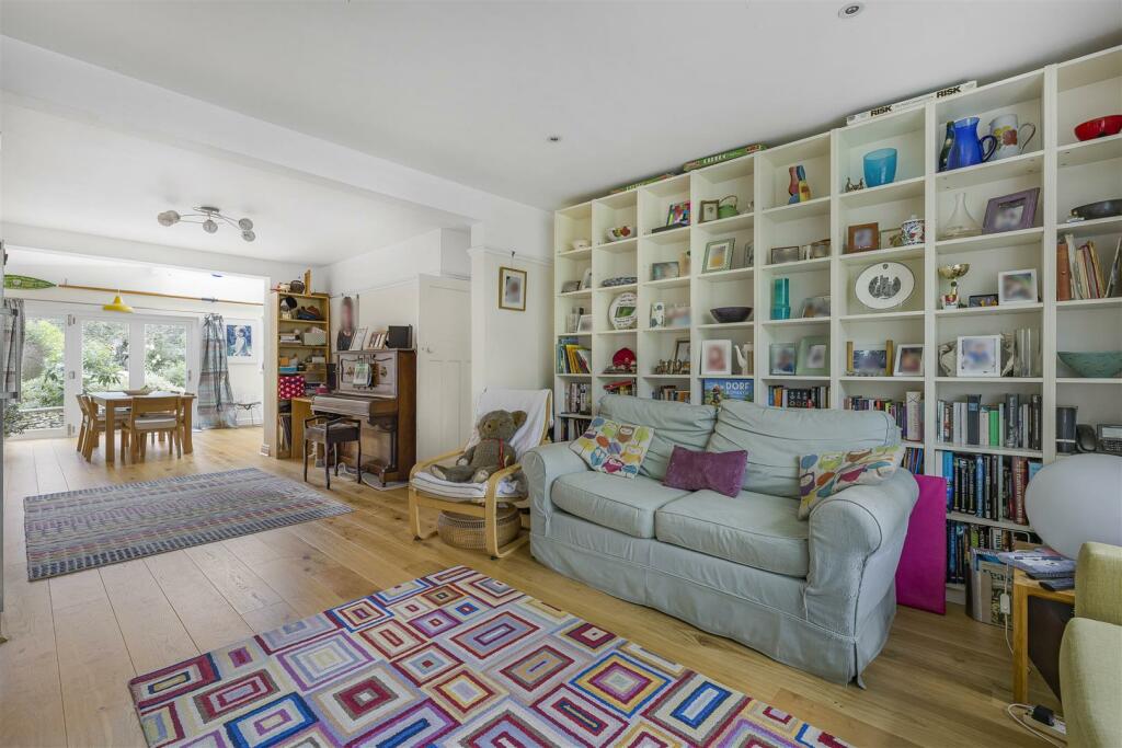 Additional property image - Leys Avenue, Cambridge