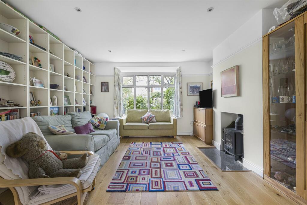 Additional property image - Leys Avenue, Cambridge