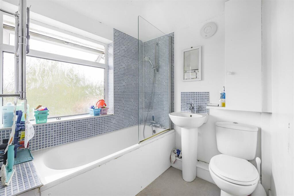 Additional property image - Leys Avenue, Cambridge