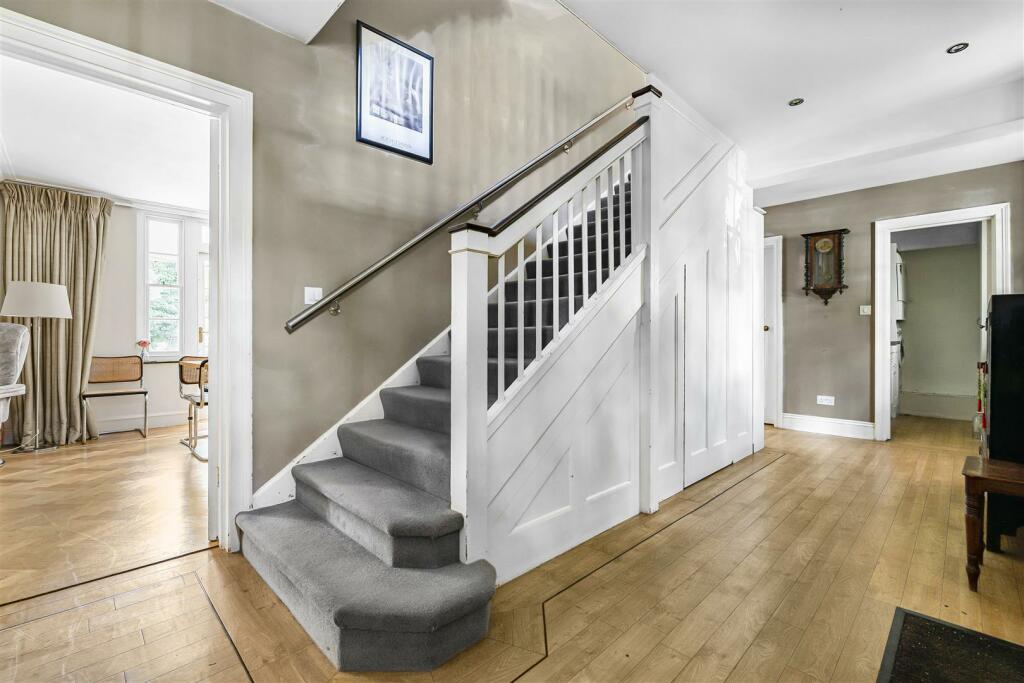 Additional property image - Barton Road, Cambridge
