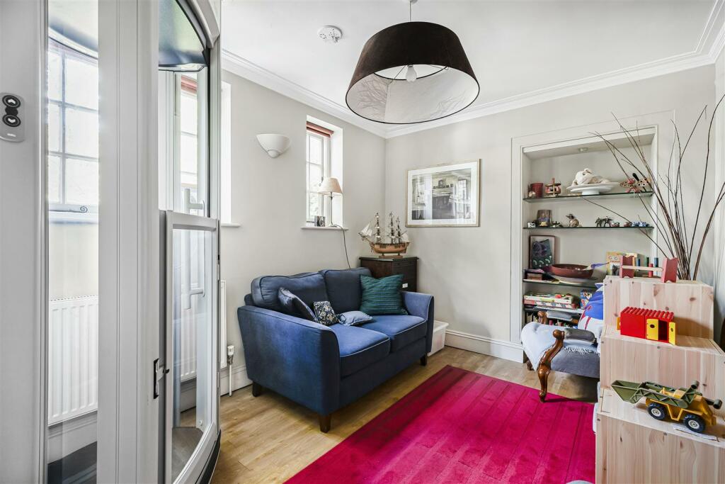 Additional property image - Barton Road, Cambridge