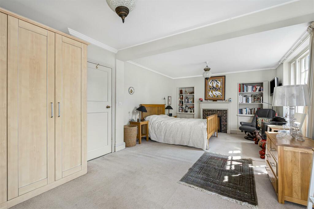 Additional property image - Barton Road, Cambridge