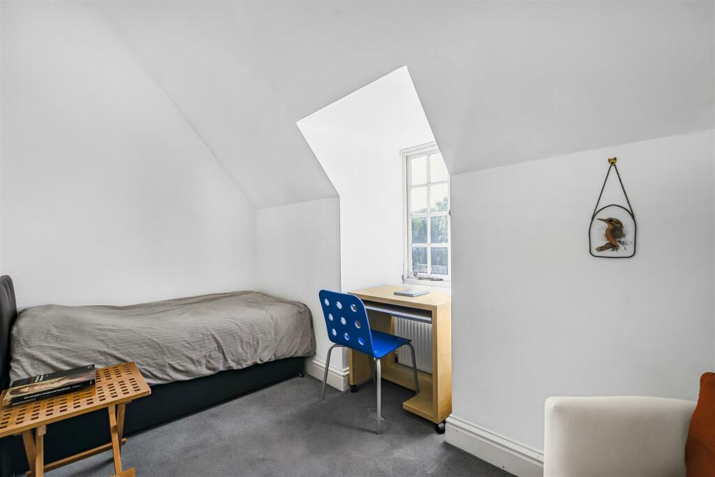 Additional property image - Barton Road, Cambridge