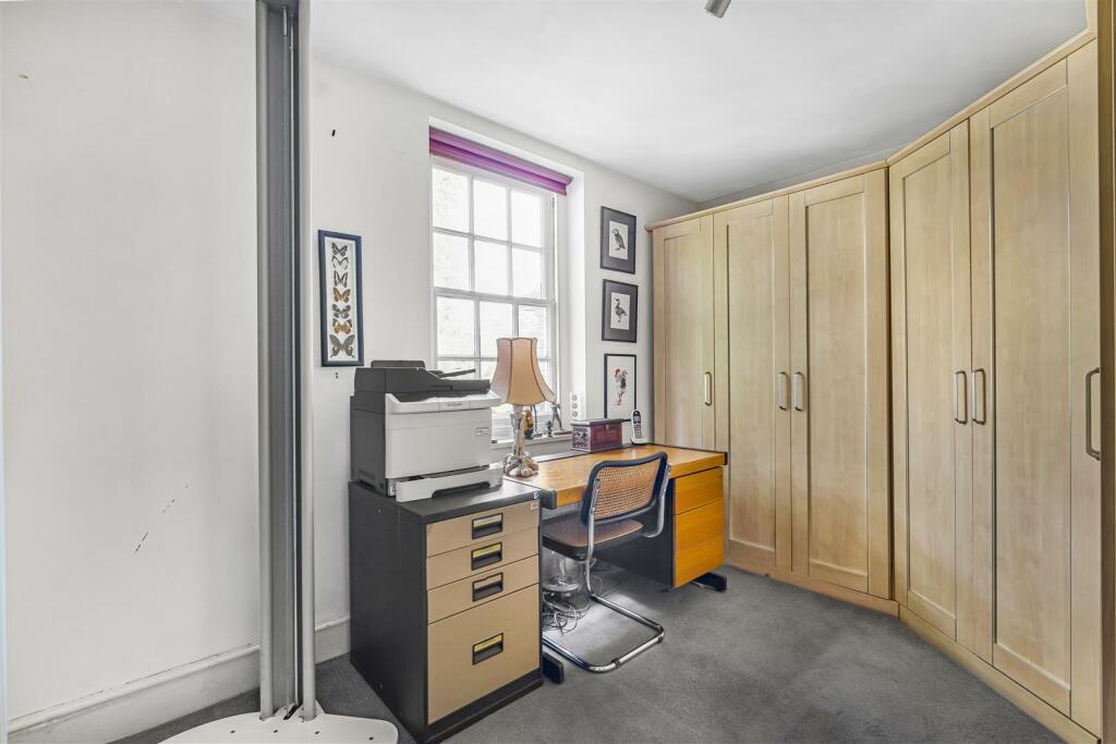 Additional property image - Barton Road, Cambridge